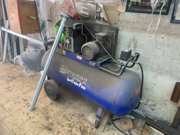 Workshop equipment - Bank. 34/2022 - Siracusa L.C. - Sale 3