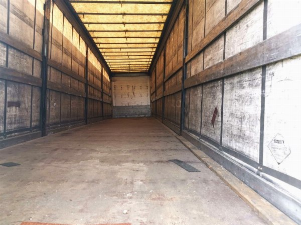 Semi trailer - Office fornitures - Bank. n. 27/2021 - Spoleto Law Court - Sale 5