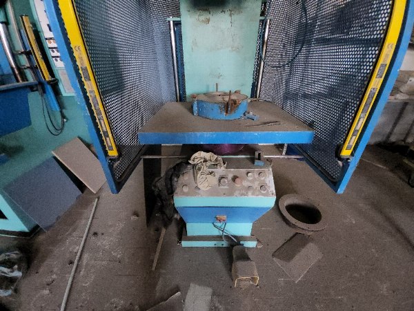 Produzione ceramiche - Macchinari e attrezzature - Fall. 52/2022 - Trib. di Benevento - ex Art. 107 C4