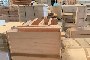 Möbel und Halbfertigprodukte aus Holz 6