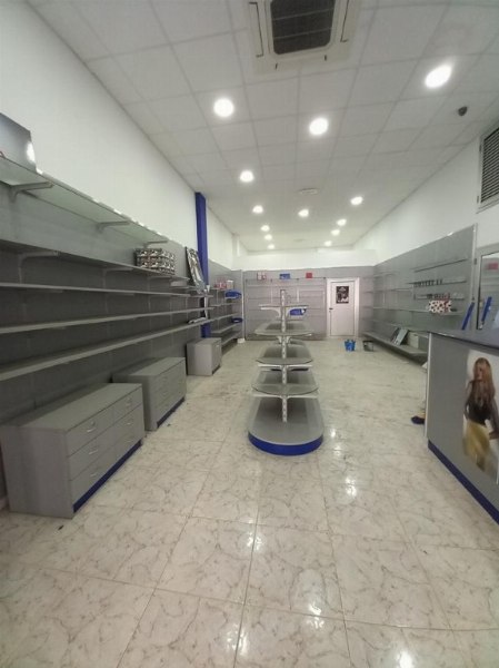 Locale commerciale a Santa Lucia de Tirajana - Las Palmas - Spagna - Trib. N.2 di Las Palmas