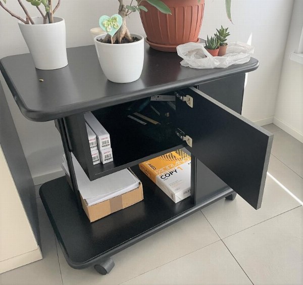 Bancone reception e scaffalature - Liquidazione Privata - Vendita 2