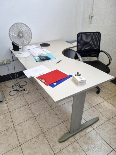 Plasterboard panels - Office furniture - Jud. Liq. 11/2023 - Spoleto law court