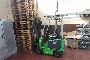 N. 2 Carrelli Elevatori e Transpallets 1