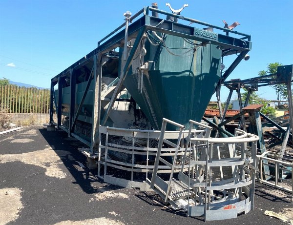 Gru a torre, container e prefabbricati - Elementi per impianto produzione calcestruzzo - Liq. Giud. n. 7/2022 - Trib. di Catania