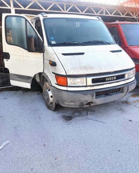 Autocarri e Furgoni IVECO - BMW e FIAT Doblò - Seq.Preventivo n. RGMP 49/2020 - Trib di Santa Maria Capua Vetere
