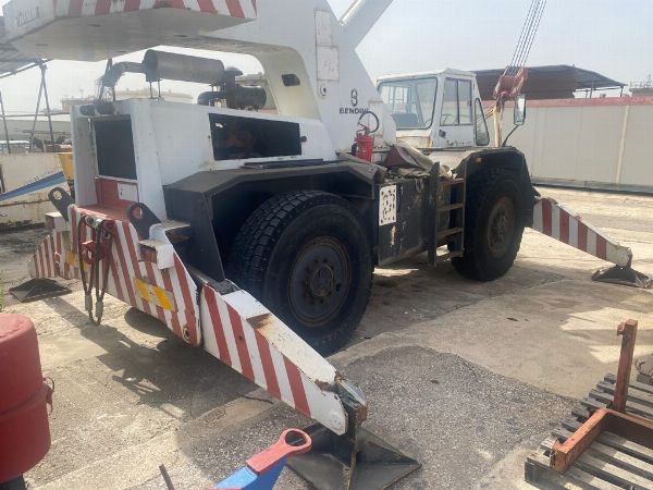 Bleeding and hydrodemolition - Vehicles and machinery - Bank. 33/2020 - Siracusa L.C. - Sale 2