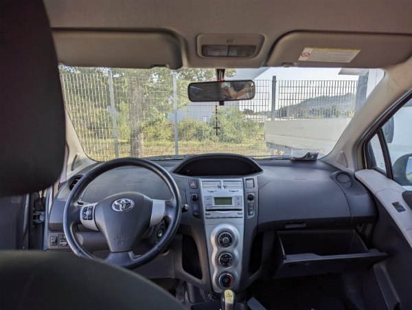 Toyota Yaris - Beni Strumentali da Leasing - Intrum Italy S.p.A 
