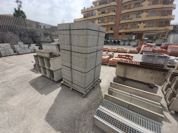 Material de construcción - Montacargas - Liquidación Judicial n. 29/2023 - Tribunal de Latina - Venta 4