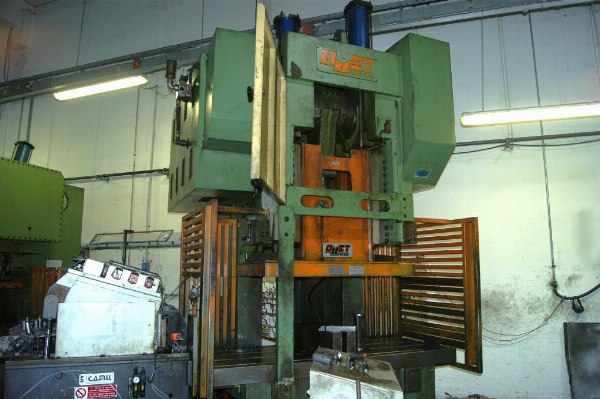 Macchinari industriali - Presse e piegatrici - Fall.n. 25/2022 - Tribunale di Ancona