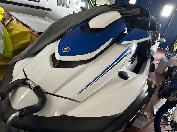 Moto d'acqua Yamaha FXH0 - Autovetture FIAT e scooter Aprilia - Amm. Giud. 153/2021 MP Catanzaro 24710/2018 Gip Roma - Vendita 2