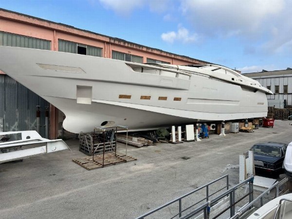 Dreamline hulls for yachts - Bank.n. 96/2022 - Roma law court