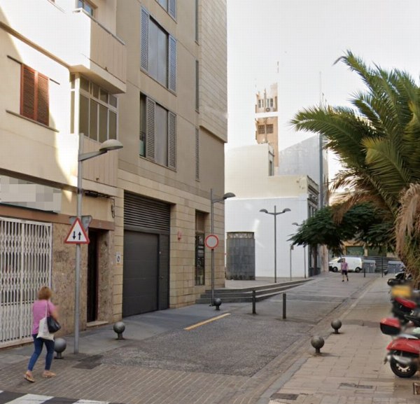 Immobili a Santa Cruz de Tenerife e Las Palmas de Gran Canaria - Spagna - Trib. N.17 di Madrid