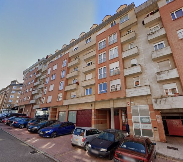 Terreno edificabile a Villaviciosa ed immobili a Oviedo - Asturie - Spagna - Trib. N.1 di Oviedo
