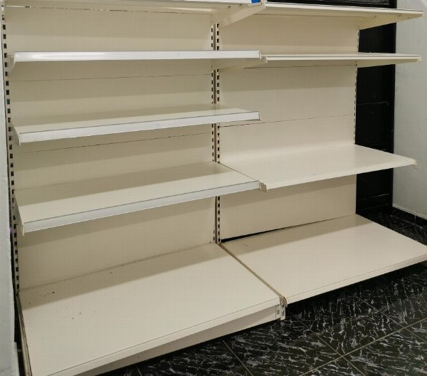 Stock Articoli per Animali e Arredi a Tenerife - Tribunale n. 1 di Tenerife