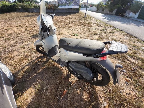 Toyota Yaris - Piaggio Scarabeo - Judicial Liquidation n. 7/2023 - Court of Latina - Sale 5