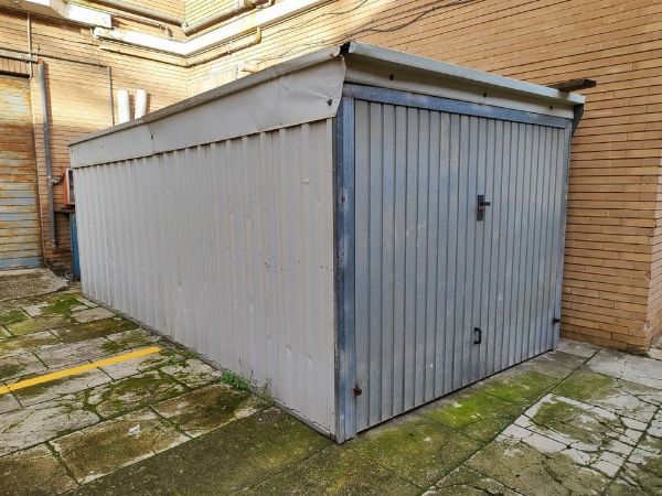 Кутија од лим - Магазин намештаја за кућу - C.P.LO. 5/2020 - Триб. Санта Марија Капуа Ветере - Продаја 5