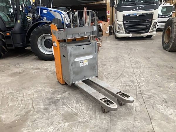 Transpallet elettrici Still SHX20 - beni strumentali provenienti da leasing - Vendita 5
