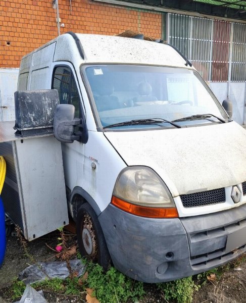 Renault Master van - Bank. 170/2021 - Firenze law court - Sale 2