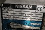 Carrello elevatore Nissan con caricabatterie 4