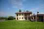 Villa with external courtyard and covered swimming pool in Vicenza 1