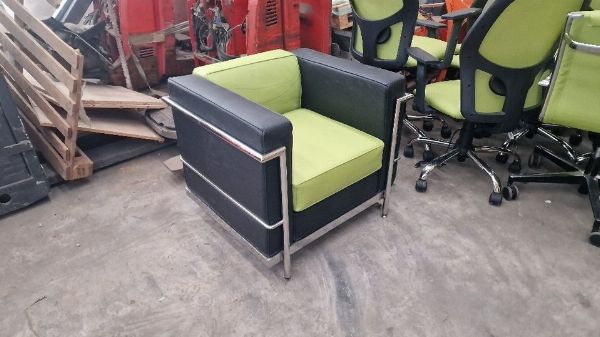 Sièges de bureau - Canapé, fauteuil et chaises - biens d'équipement provenant de leasing - Vente 2