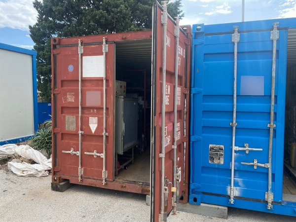 Container ingerichte containers en apparatuur en werkmaterialen - Liq. Giud. n. 37/2023 - Rechtbank van Syracuse