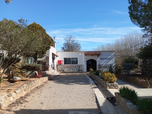 Quota del 50% di una Masia e quota di terreno in provincia di Barcellona - Tribunale n. 1 di Madrid