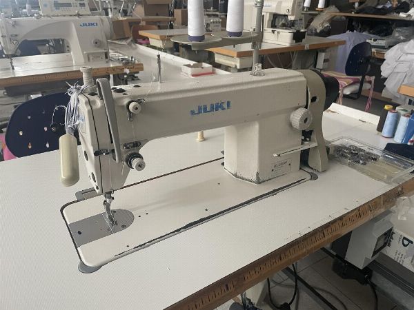 Clothing items package - Machinery and equipment - Judicial Liquidation no. 95/2023 - Court of Vicenza - Sale 5