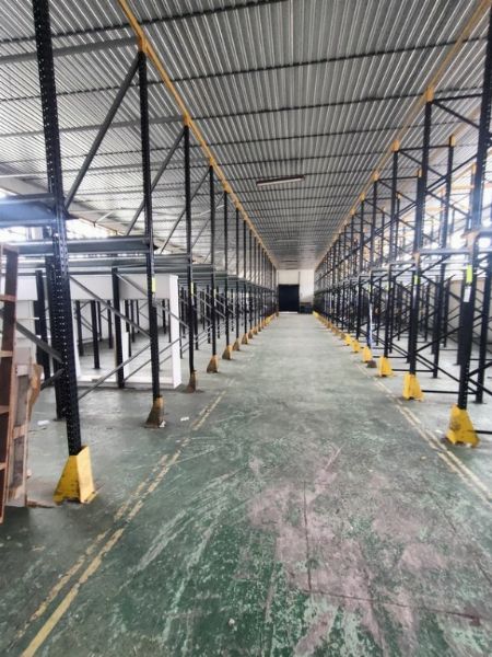 Finca con 2 Naves Industriali a Mos - Tribunale N. 2 di Pontevedra