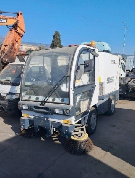 Sicas Euroclean SA 2.2V Road Sweeper - Capital Goods from Leasing - Intrum Italy S.p.A.