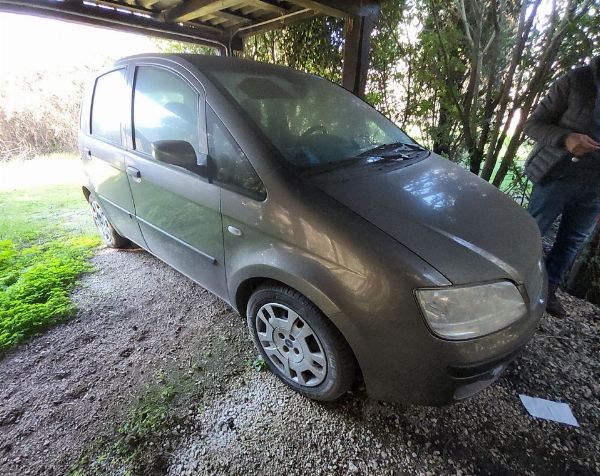 Mobili para el hogar - FIAT Idea - Herencia vacante n. 1233/2023 - Tribunal de Terni