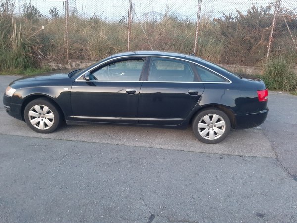 Vettura Audi A6 a A Coruña - Tribunale N. 2 di A Coruña