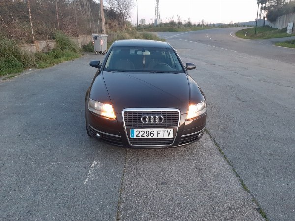 Vettura Audi A6 a A Coruña - Tribunale N. 2 di A Coruña