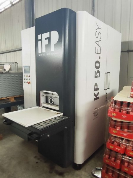 Solvent vacuum degreaser IFP Europe - instrumental goods from leasing