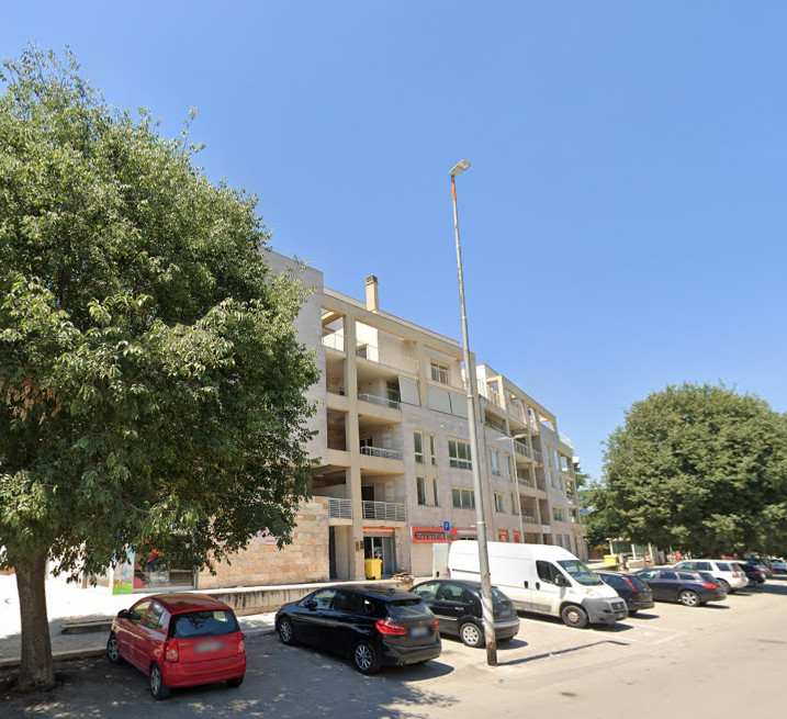 Poslovni prostor u Cerignoli (FG) - lot 17