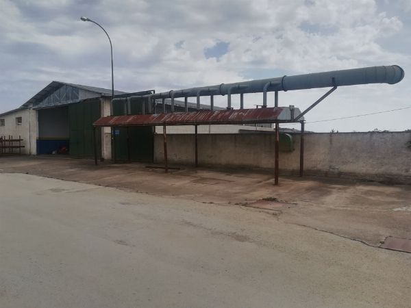 Инсталация с фунии и електрически подемник - Фалит 09/2019 - Трибунал Калтаниcетта - Продажба 6