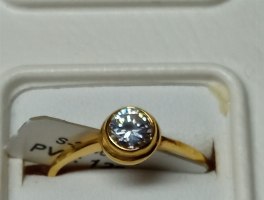Gioielli vari in oro e argento: anelli, bracciali e orecchini all&rsquo;asta - con diamanti e pietre preziose