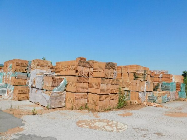 Laterizi e vasi in terracotta - Liq. Giud. n. 30/2023 - Tribunale di Vicenza