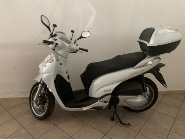 FIAT Ducato и Honda SH 300 - Апе Пиђаго и разне опреме - Ам. Суд. 50/21 RGMP - Триб.Месина - Продаја 4