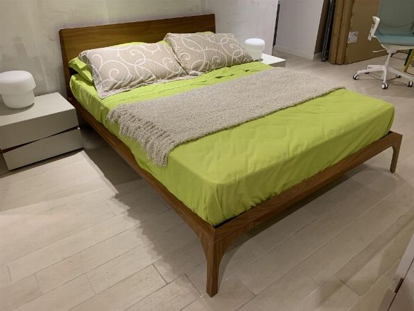 Mobilier pour la maison et le bureau - Saisie de 1ère classe n° 148/2021 RGMP - Tribunal de Reggio Calabria Sez. MP - Vente 4
