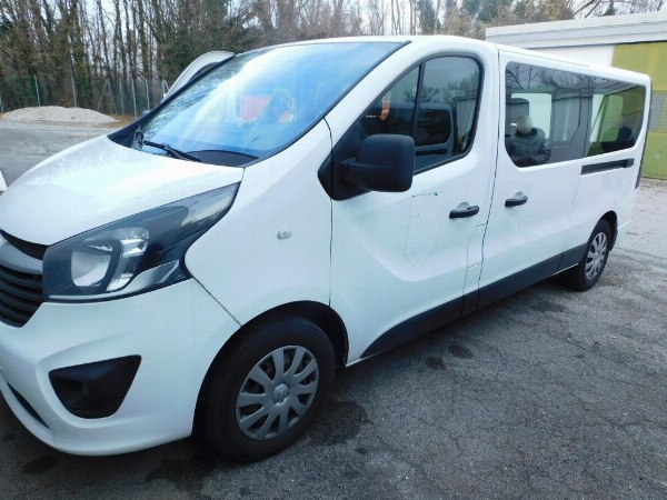 Opel VIvaro in FIAT doblò - Športna oprema in oprema za gostinstvo - Lik. Giud. št. 25/2023 - Okrožno sodišče v Pordenoneju