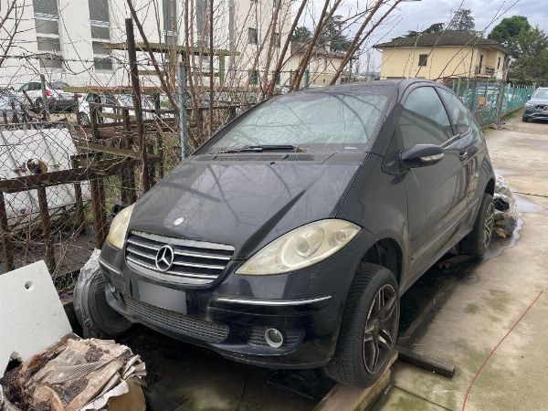 Automezzi e carrelli elevatori - Liquidazione Giudiziale n. 11/2024 - Tribunale di Verona - Vendita 4