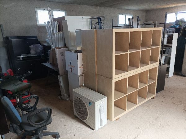 Estoque de papelaria e material de escritório - Mobiliário e equipamentos - Liquidação Controlada n. 5/2024 - Tribunal de Termini Imerese - Venda 6