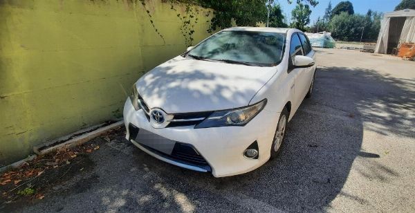 Magazzino materiale elettrico - Toyota Auris, Renault Master - Liquidazione Giudiziale n. 296/2024 - Tribunale di Milano - Vendita 3