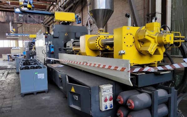 Pressa Oima HX 550-6500 - FIAT Doblò - Fallimento n. 159/2022 - Tribunale di Torino
