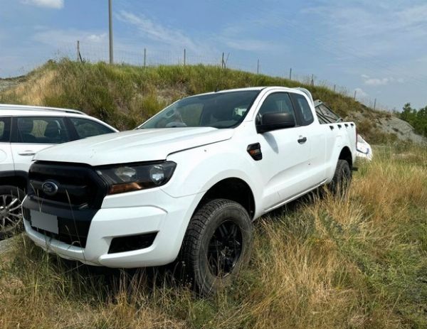 Ford Ranger - Motociclo Honda Transalp - Fallimento n. 7/2022 - Tribunale di Asti