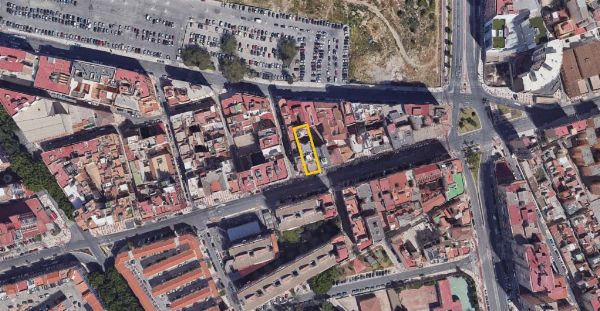 Locale Commerciale situato a Malaga Capitale - Tribunale del Commercio N°1 di Cadice