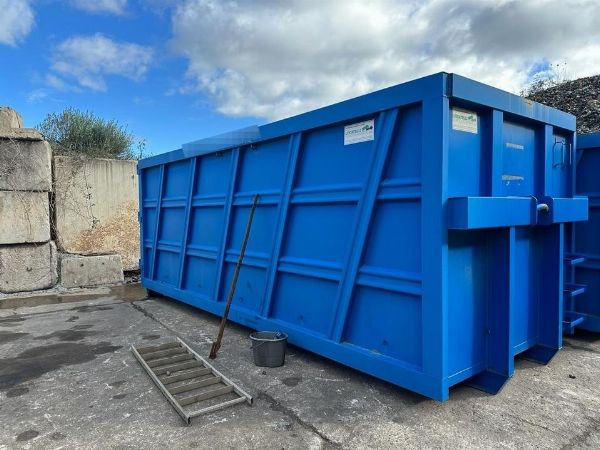 Bortskaffelse af metalaffald - Køretøjer og udstyr - Retlig Administration N. 07/2022 RGMP – 20/2022 Provv. Seq. - Retten i Reggio Calabria