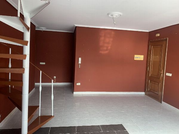 Vivienda Duplex ubicada en Valdoviño - Juzgado Mercantil Nº2 de A Coruña - 1